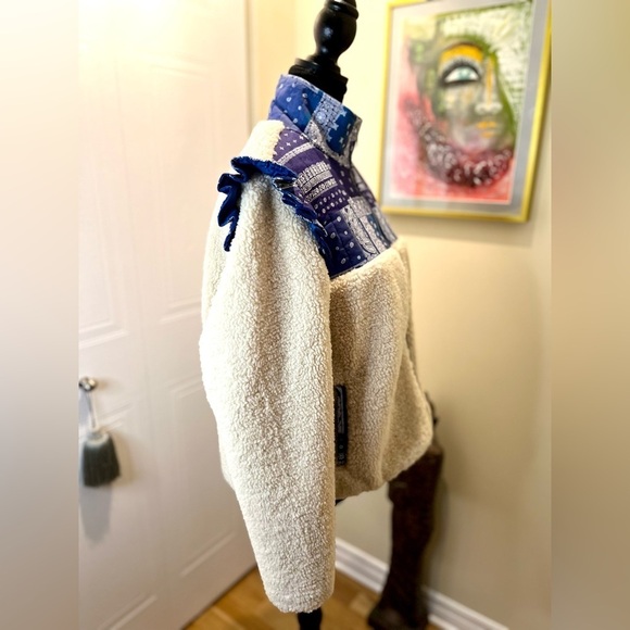 Sundance Catalog By Driftwood Sherpa “Bixby  Bandana Jacket” blue & cream 💙💛 - Picture 5 of 12